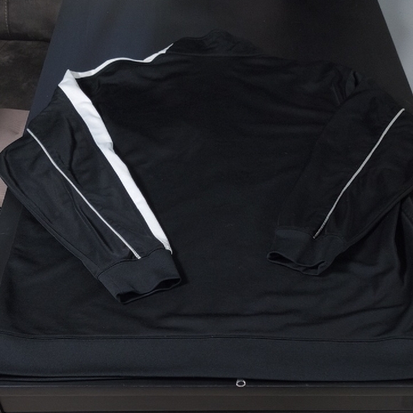 Jordan Men's Black Track Jacket with White Accents. Size 2xl XXL - Picture 6 of 6